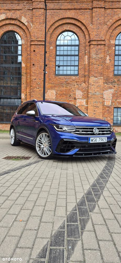 Volkswagen Tiguan - 1