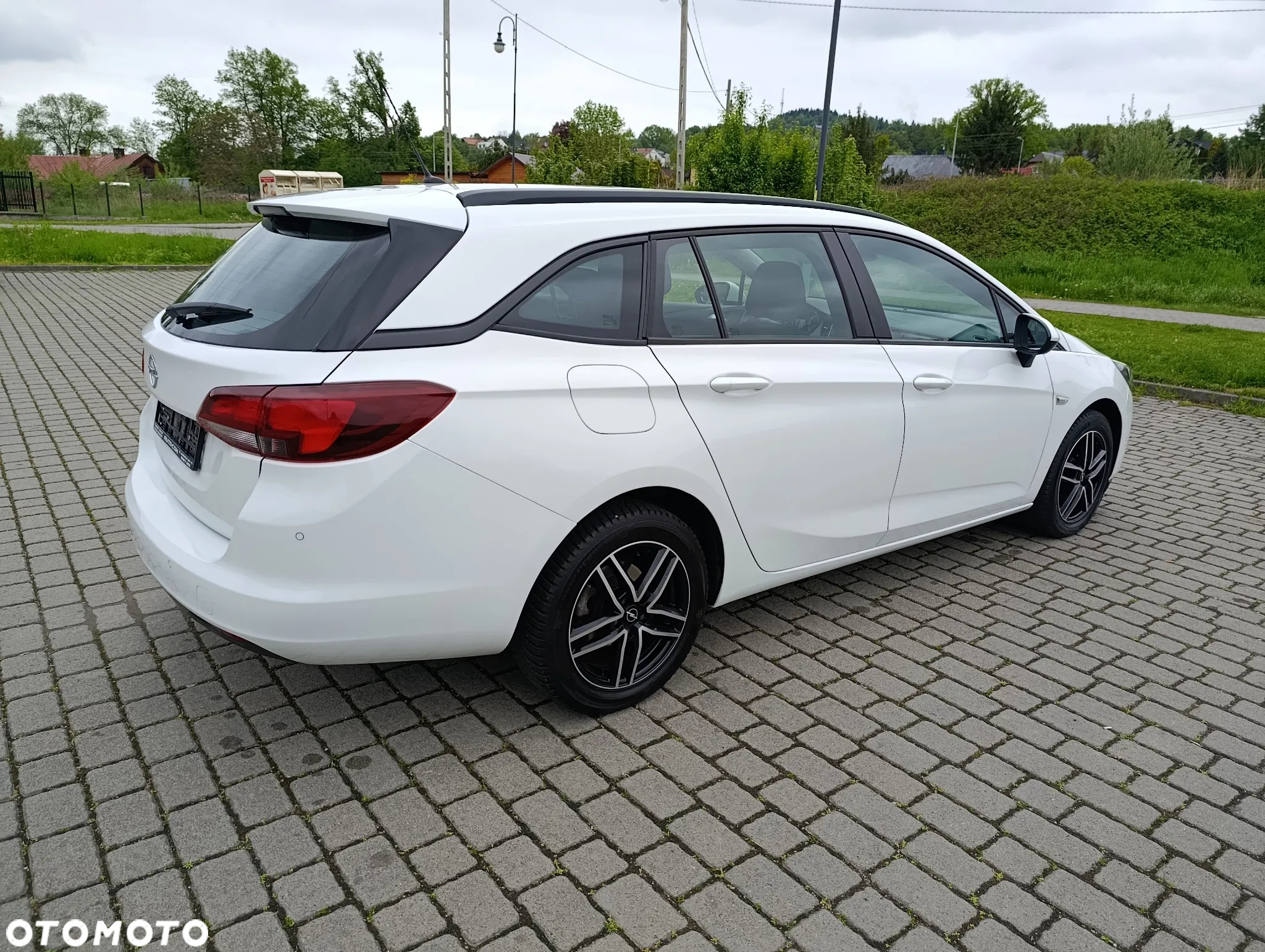 Opel Astra 1.5 D Automatik Edition - 7