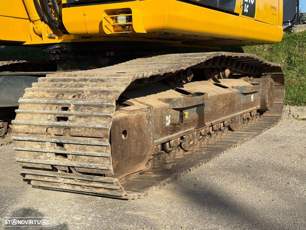 Komatsu PC210LC-11 - 20
