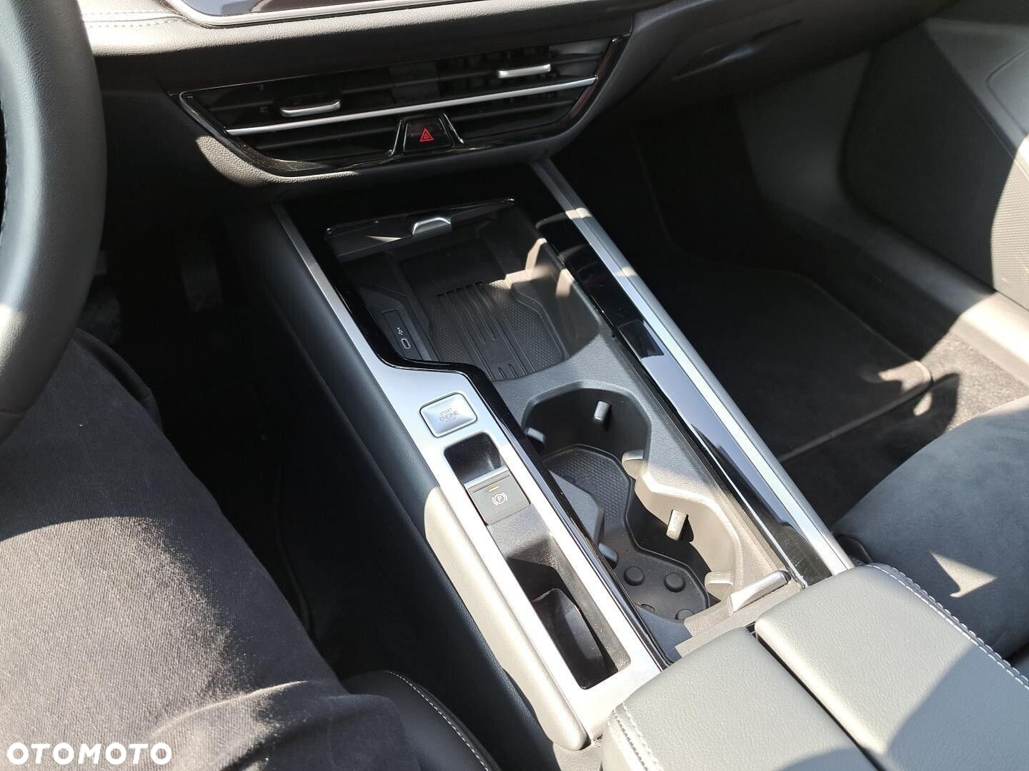 Volkswagen Passat 2.0 TDI SCR Elegance DSG - 15