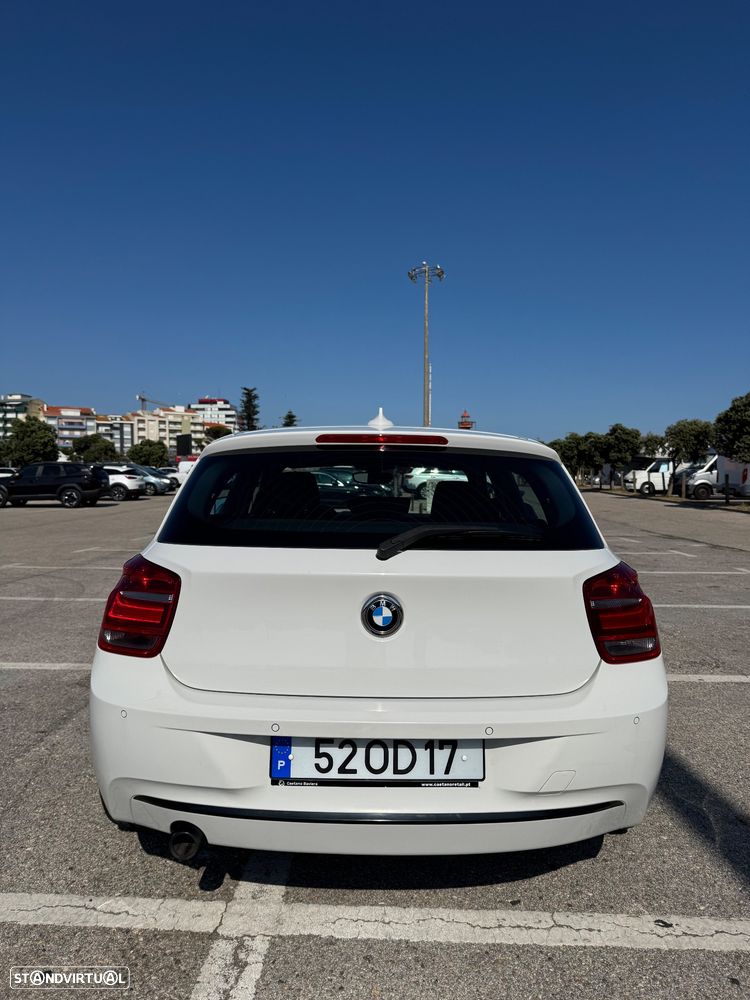 BMW 116 d Sport Line - 7