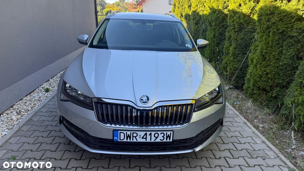 Skoda Superb 2.0 TDI Ambition DSG - 2