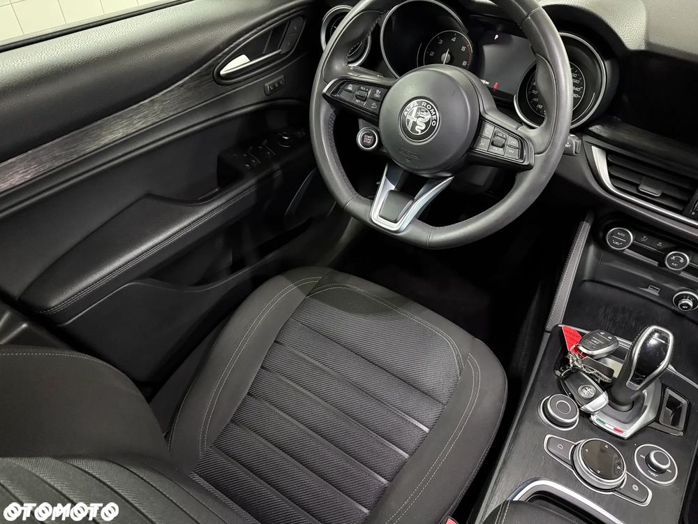 Alfa Romeo Stelvio 2.2 16V AT8 Q4 Business - 15