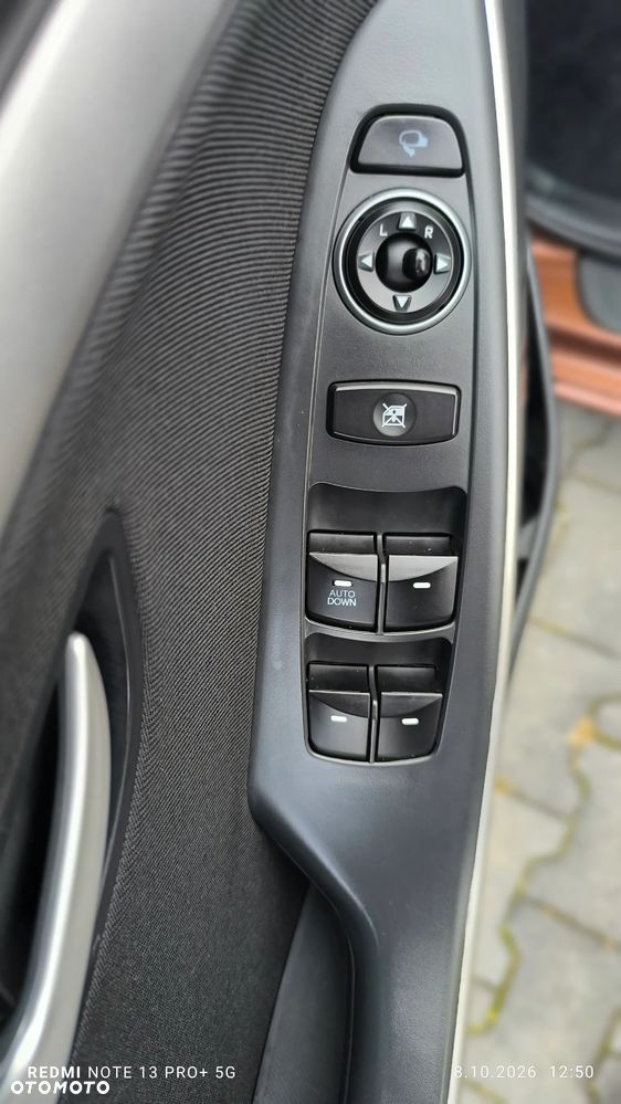 Hyundai i30 1.6 Premium - 22