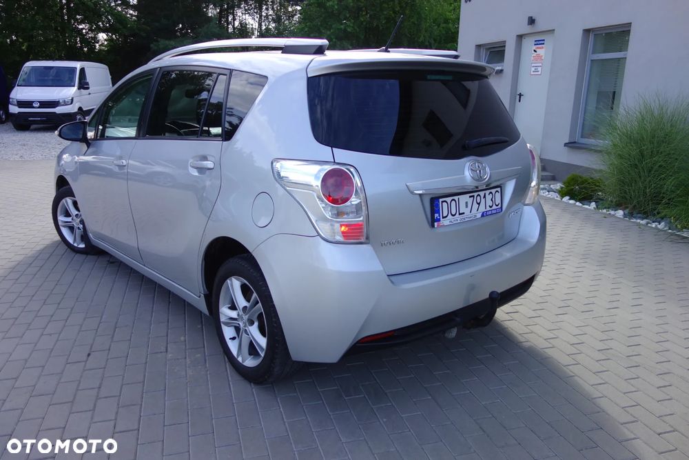 Toyota Verso 2.0 D-4D 7-Sitzer Life - 3