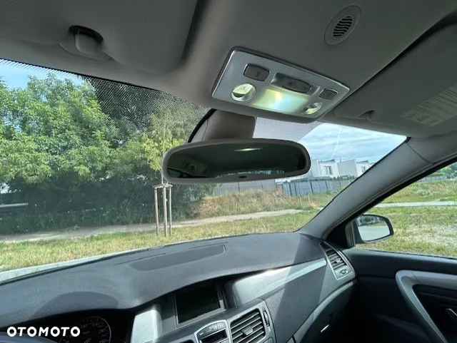 Renault Laguna Grandtour dCi 175 FAP GT - 17