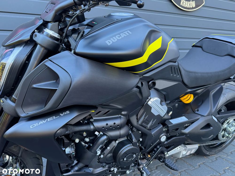 Ducati Diavel - 4