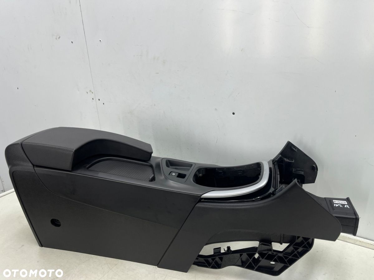 Tunel środkowy Opel Insignia A 08-11r. podłokietnik skórzany aux BEZ usb EUROPA - 1