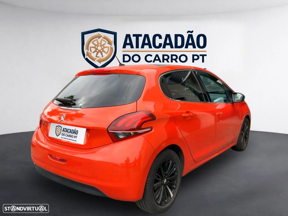 Peugeot 208 - 16