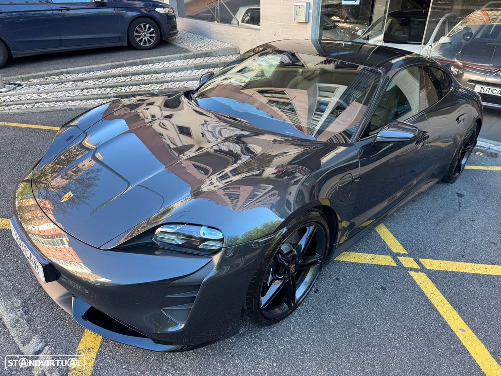 Porsche Taycan Turbo - 19