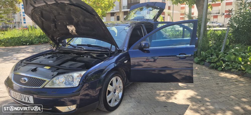 Ford Mondeo 2.0 TDCI Ghia Executive D. - 11