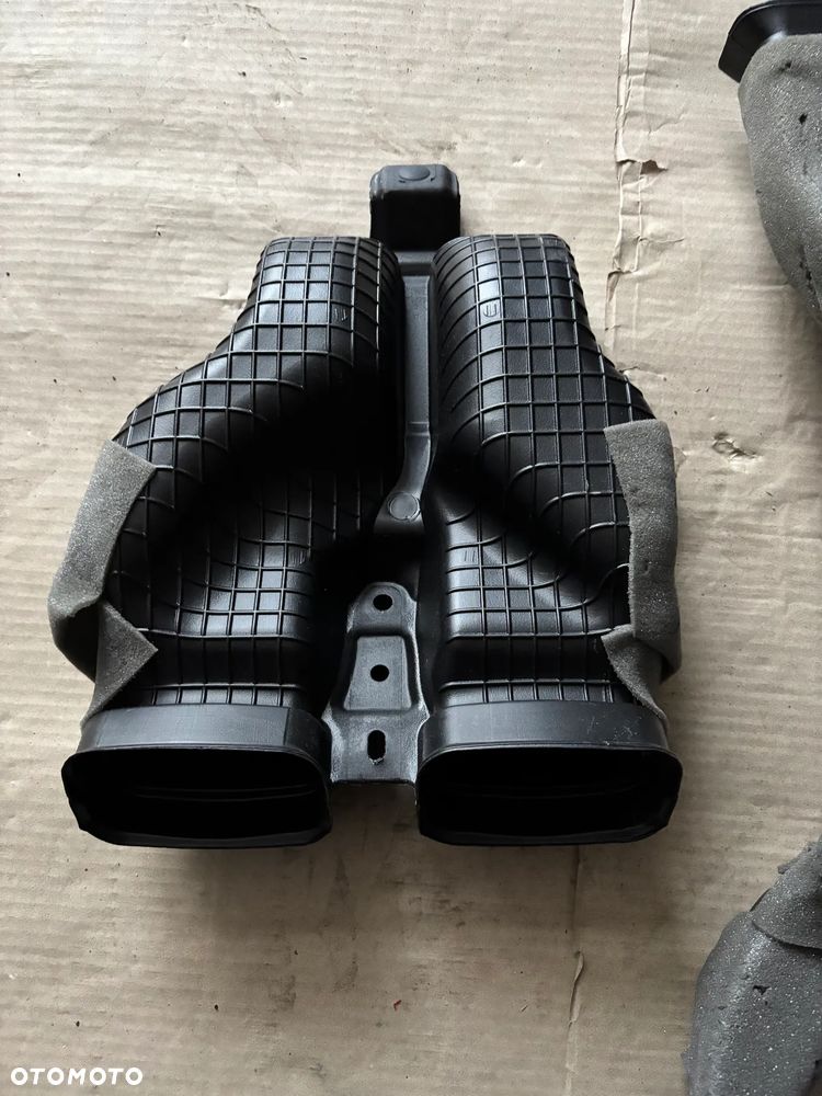 Wnętrze daszki osłony słupków plastiki wyposażenie wnętrza Toyota Corolla e21 lift - 21