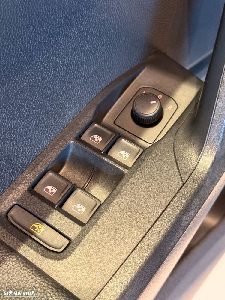 SEAT Arona 1.0 TSI Style - 36