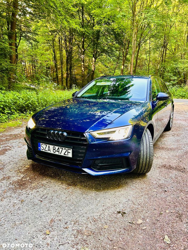 Audi A4 - 1