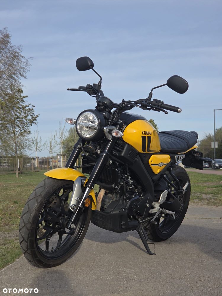 Yamaha XSR - 2