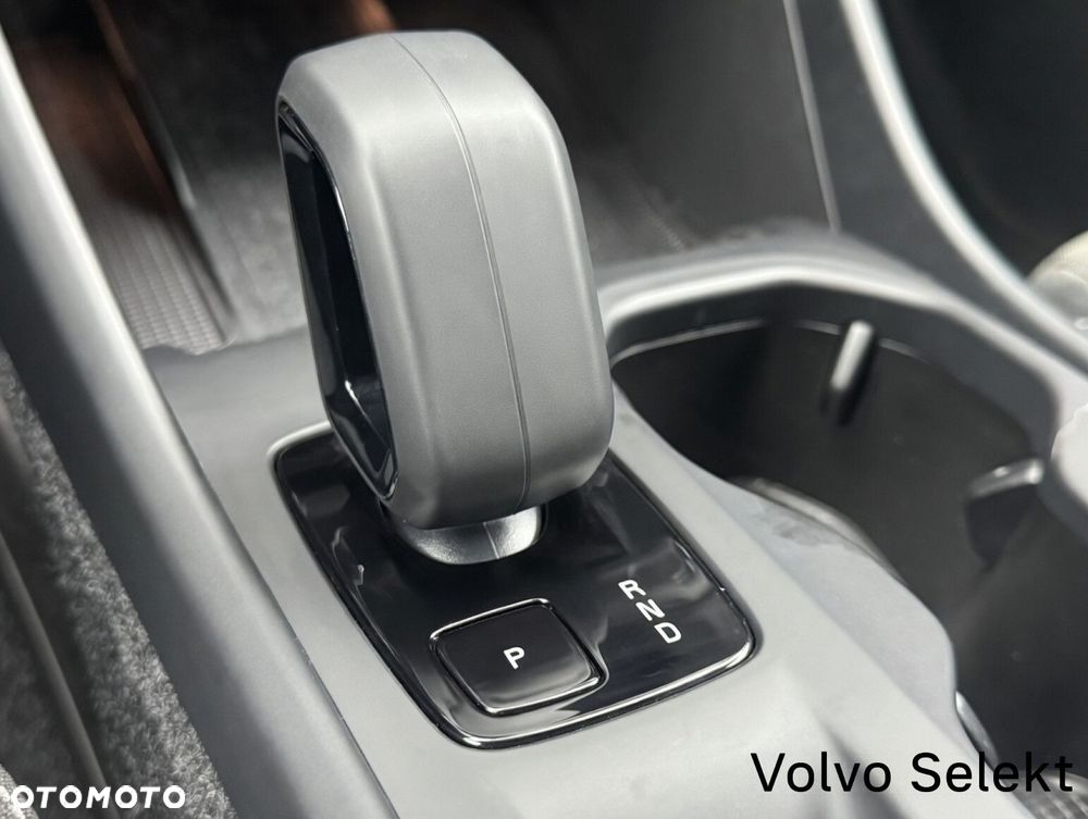 Volvo XC 40 - 22