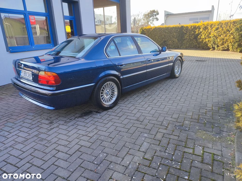 BMW Seria 7 - 9