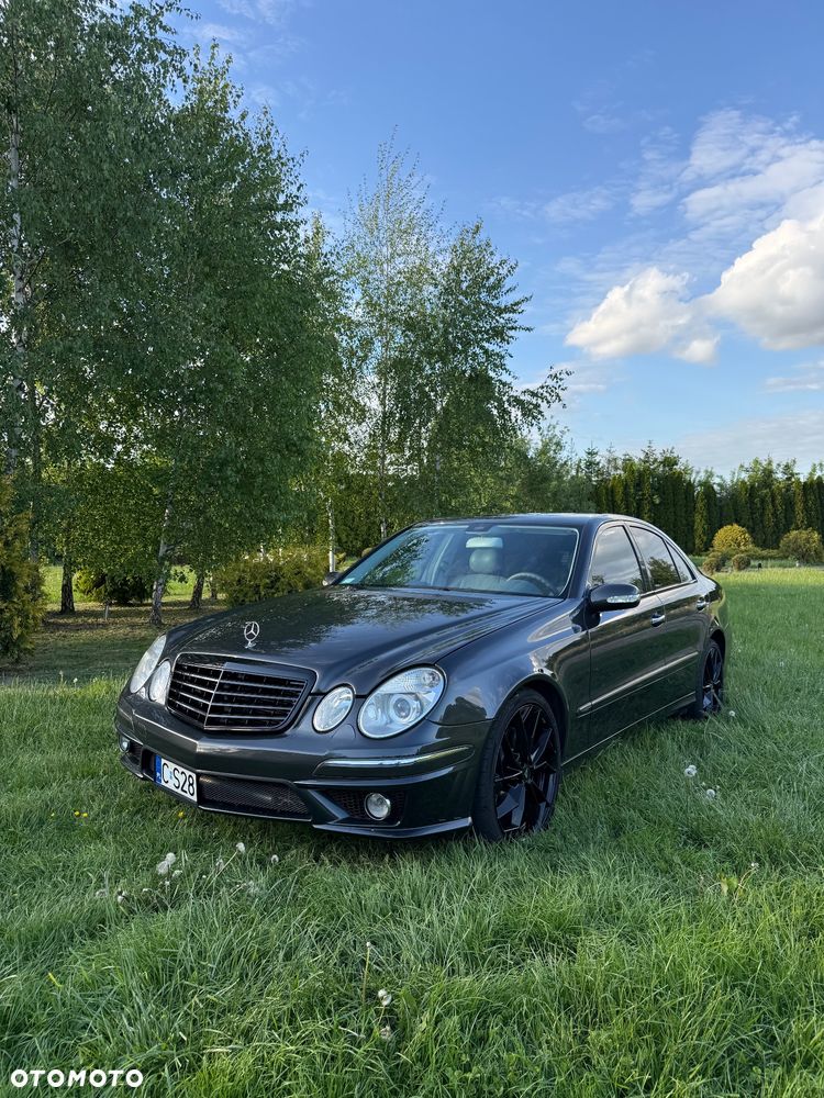 Mercedes-Benz Klasa E 500 Avantgarde Sport Edition - 1