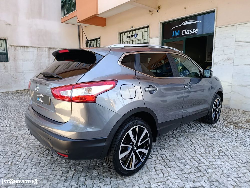 Nissan Qashqai 1.6 dCi Tekna J19 Xtronic - 4