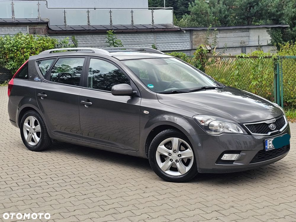 Kia Ceed 1.6 CRDi 115 Spirit - 4