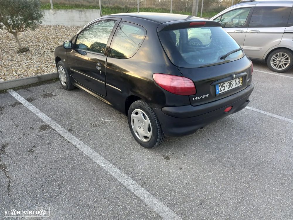 Peugeot 206 1.1 XR - 2