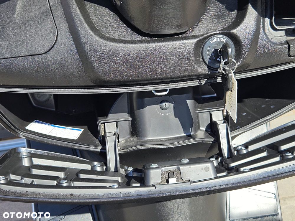 Suzuki Burgman - 8