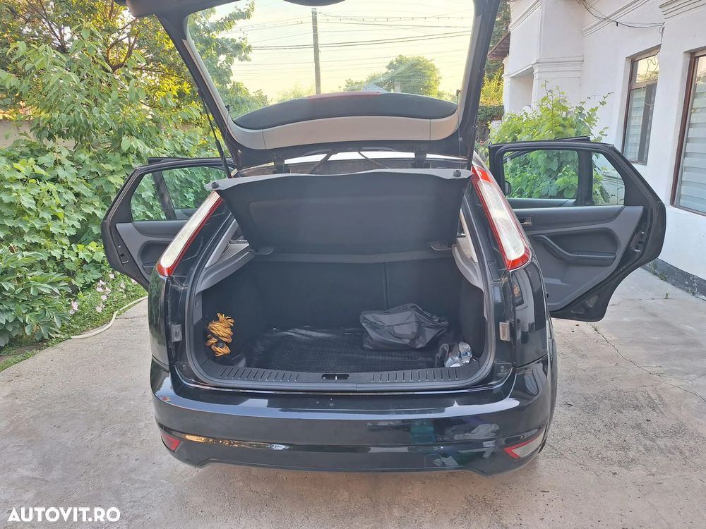 Ford Focus 1.6 TDCi Sport - 10