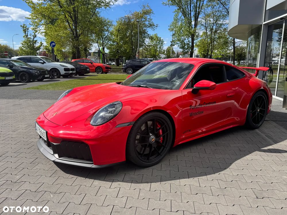 Porsche 911 Carrera T-Hybrid 4 GTS - 6