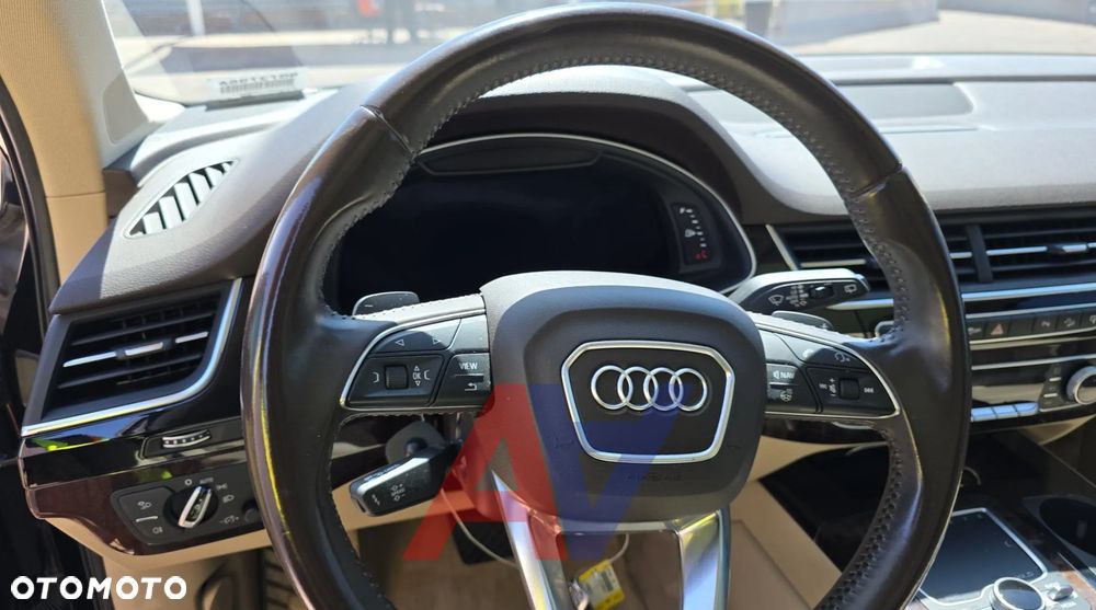 Audi Q7 3.0 TFSI Quattro Tiptronic - 11
