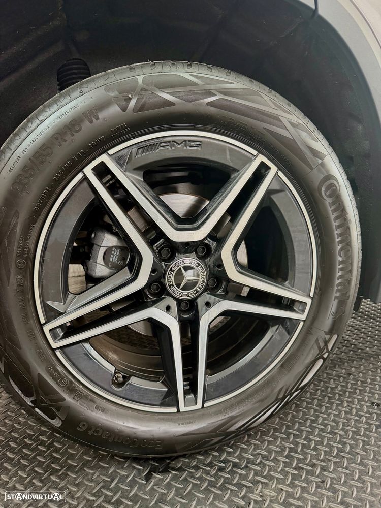 Mercedes-Benz GLA 180 d Progressive - 11