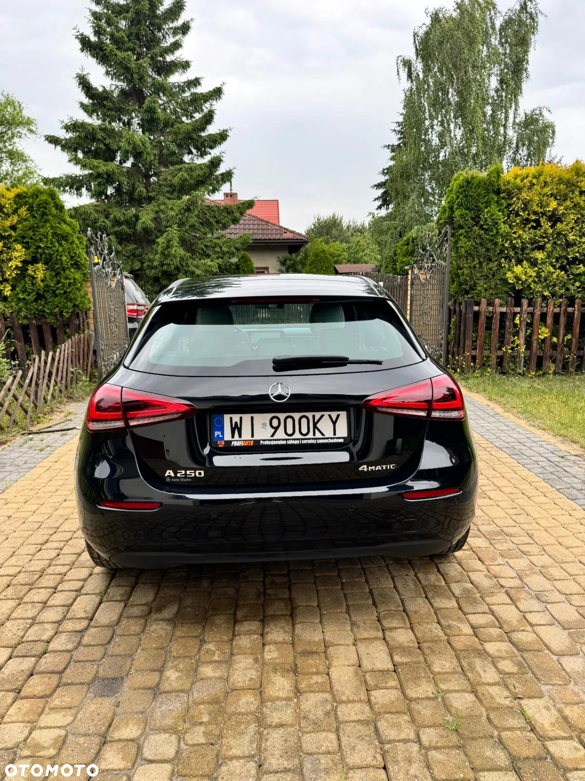 Mercedes-Benz Klasa A 250 4-Matic 7G-DCT - 6