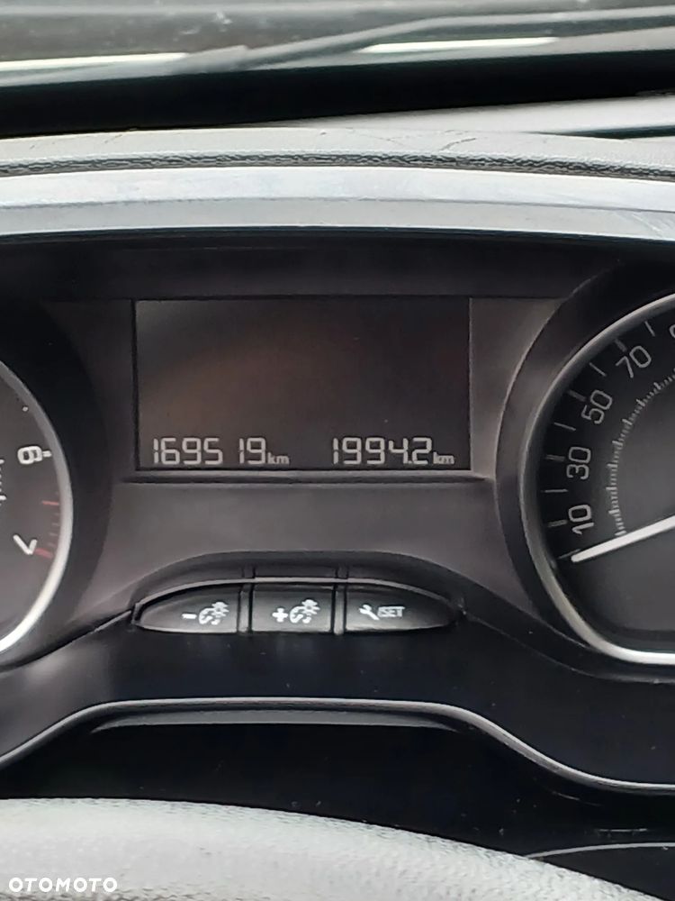 Peugeot 208 PureTech 68 Access - 8
