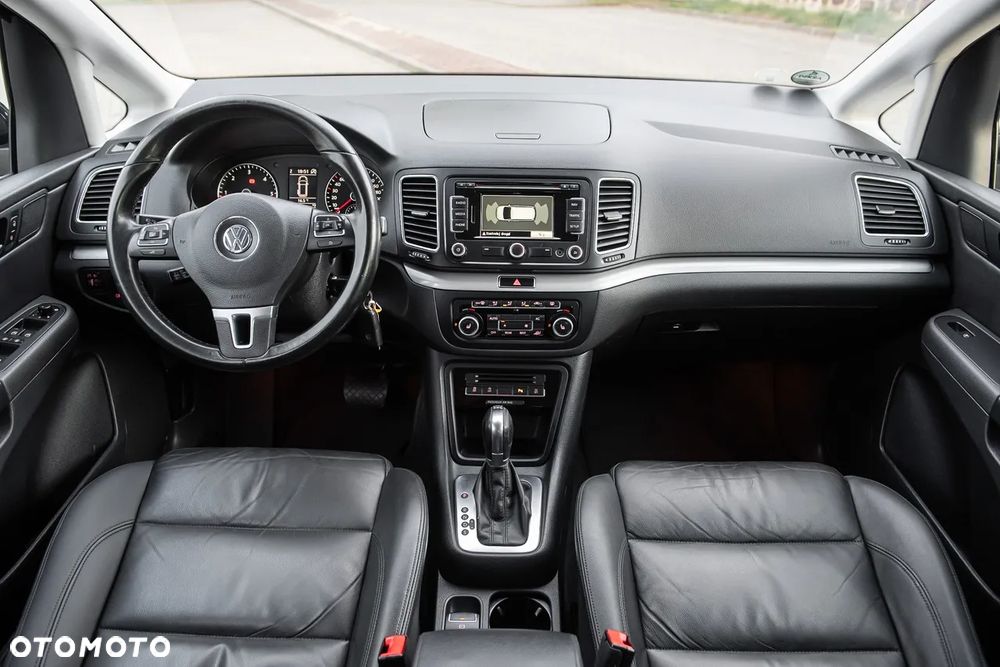 Volkswagen Sharan - 28