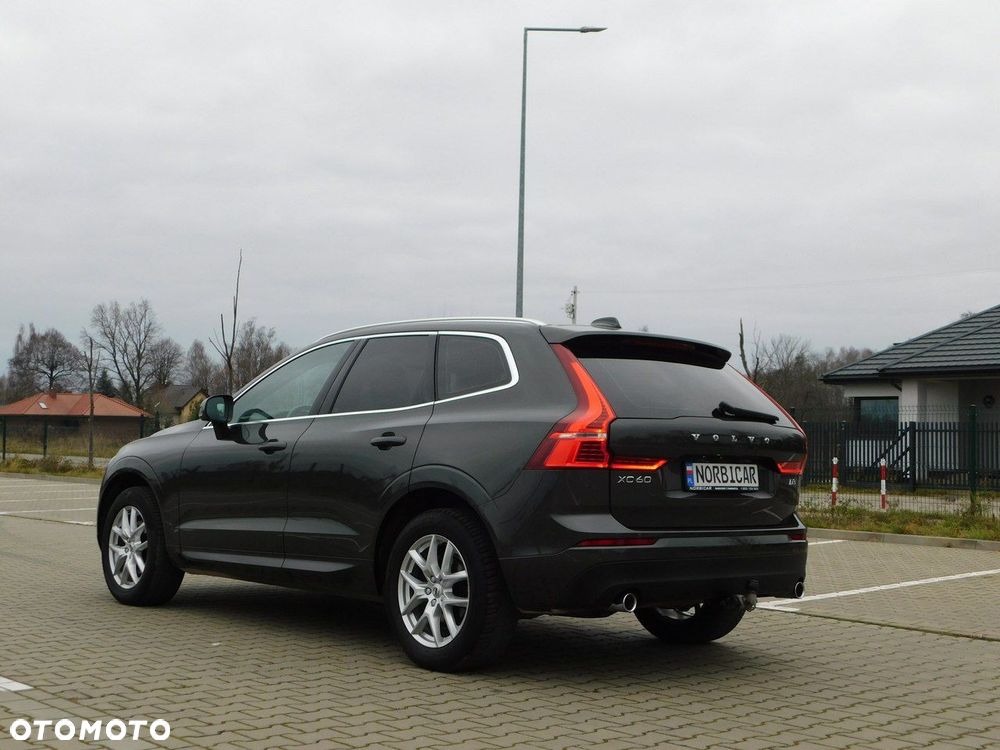 Volvo XC 60 D3 Momentum Pro - 6
