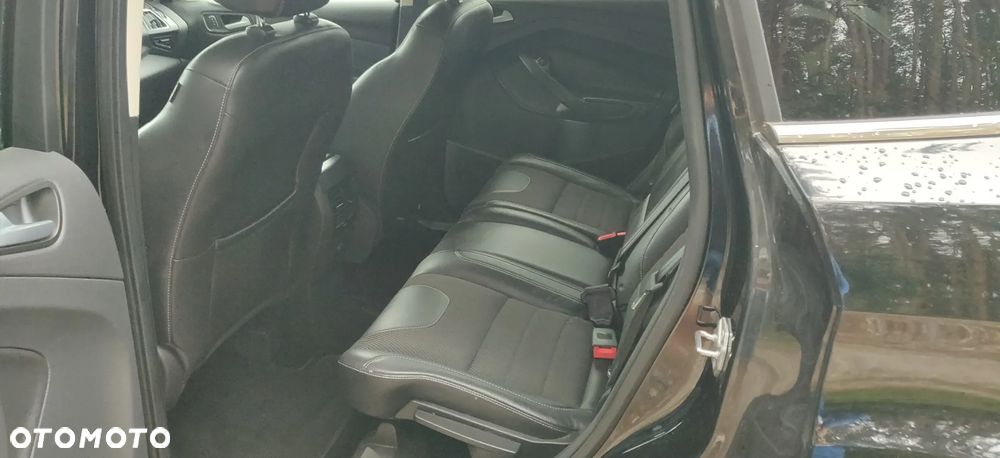 Ford Kuga 1.5 EcoBoost 2x4 Titanium - 11
