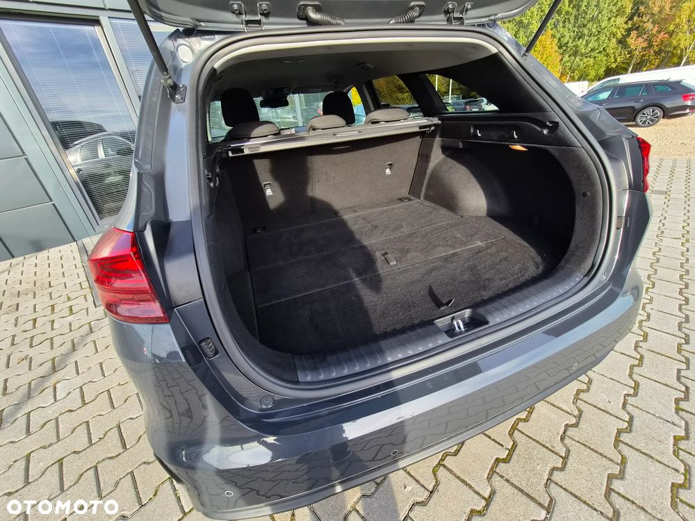 Kia Ceed 1.4 T-GDI L Business Line - 32
