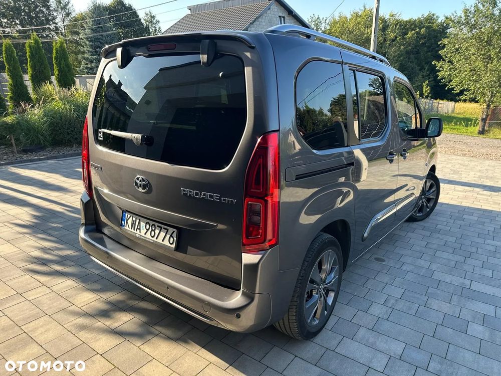 Toyota Proace City Verso 1.2 D-4T Family - 3