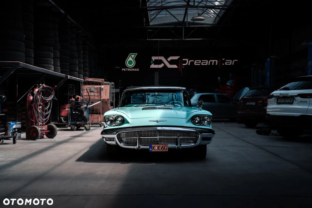 Ford Thunderbird - 3