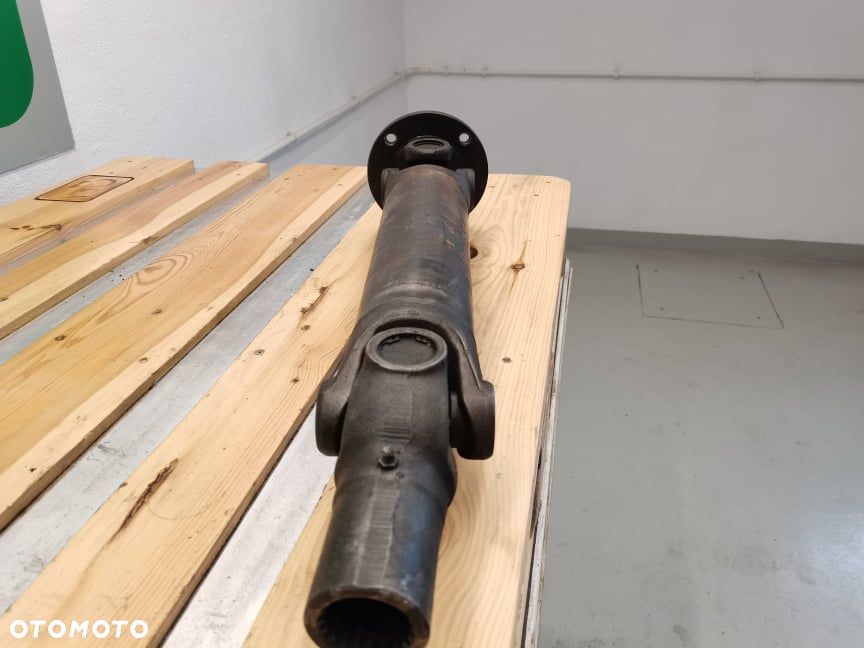 Wał napędowy John Deere 6810 - 7