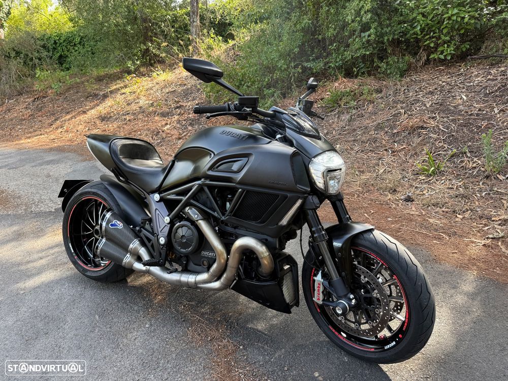 Ducati Diavel 1200 Darck - 17