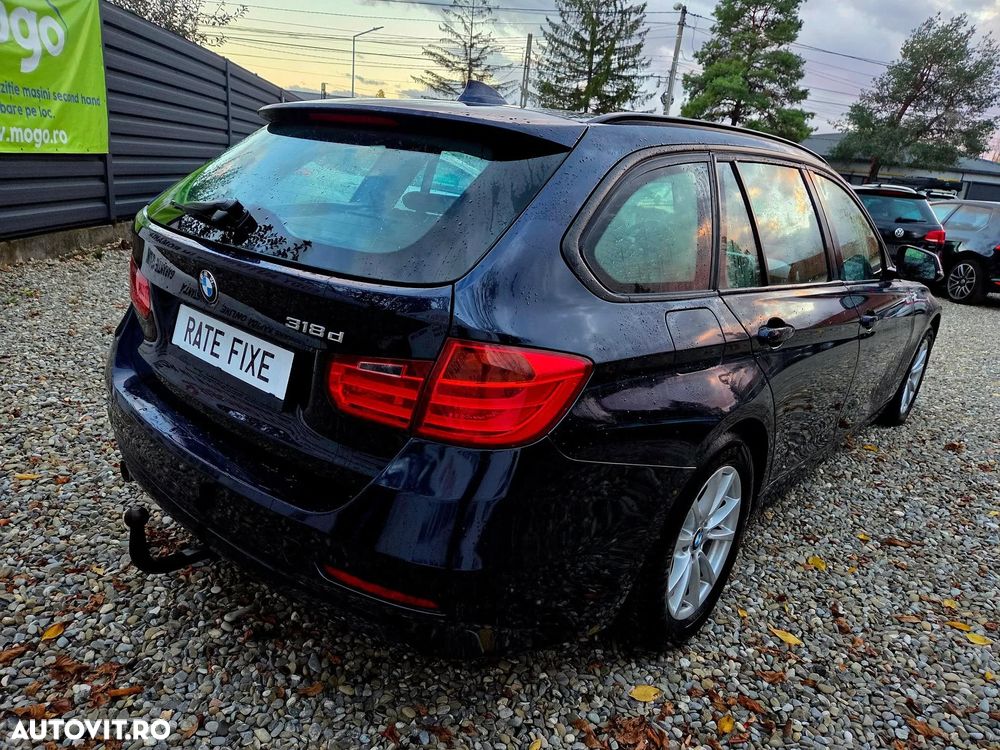 BMW Seria 3 318d Touring Blue Performance - 3