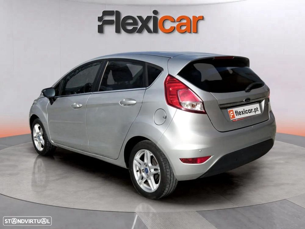 Ford Fiesta - 5