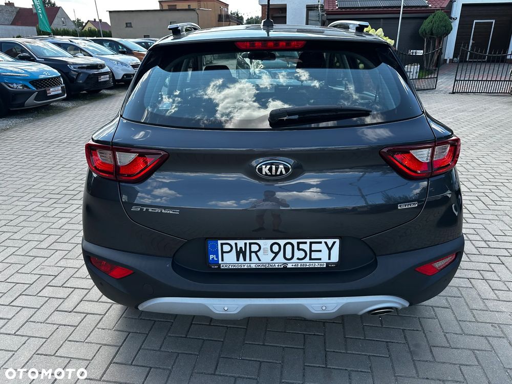 Kia Stonic - 35