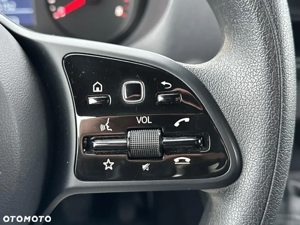 Mercedes-Benz Sprinter - 17