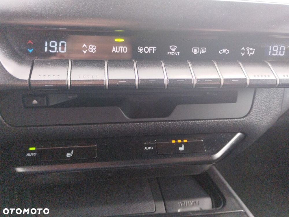 Lexus UX 200 GPF Business Edition 2WD - 20