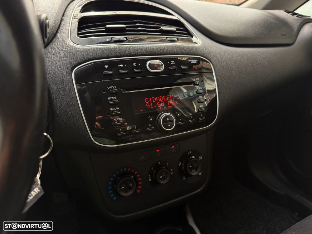 Fiat Punto 1.3 M-Jet Easy S&S - 8