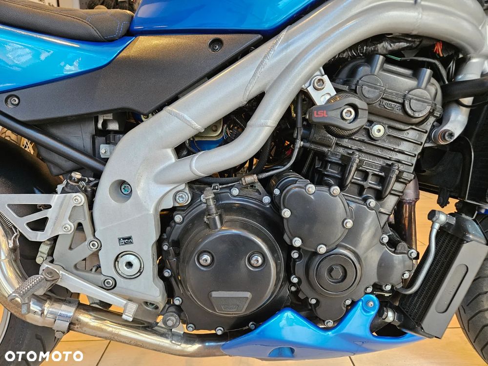 Triumph Speed Triple - 16
