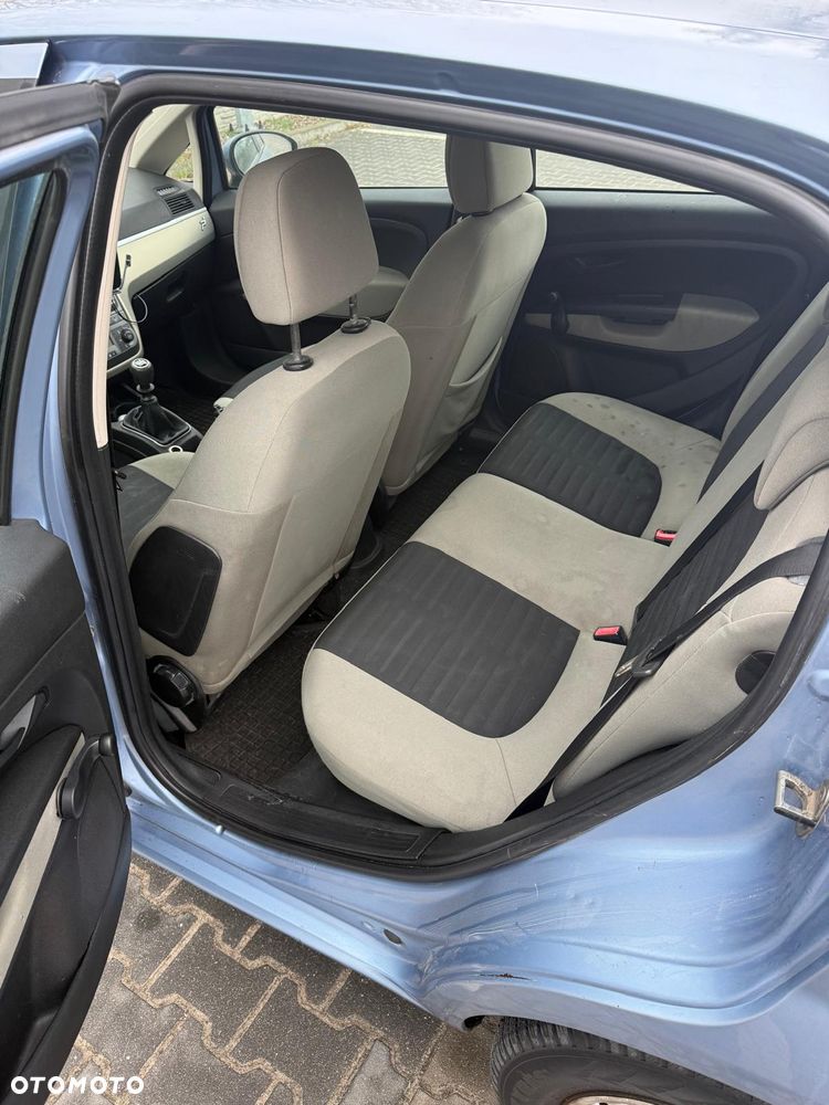 Fiat Grande Punto - 11
