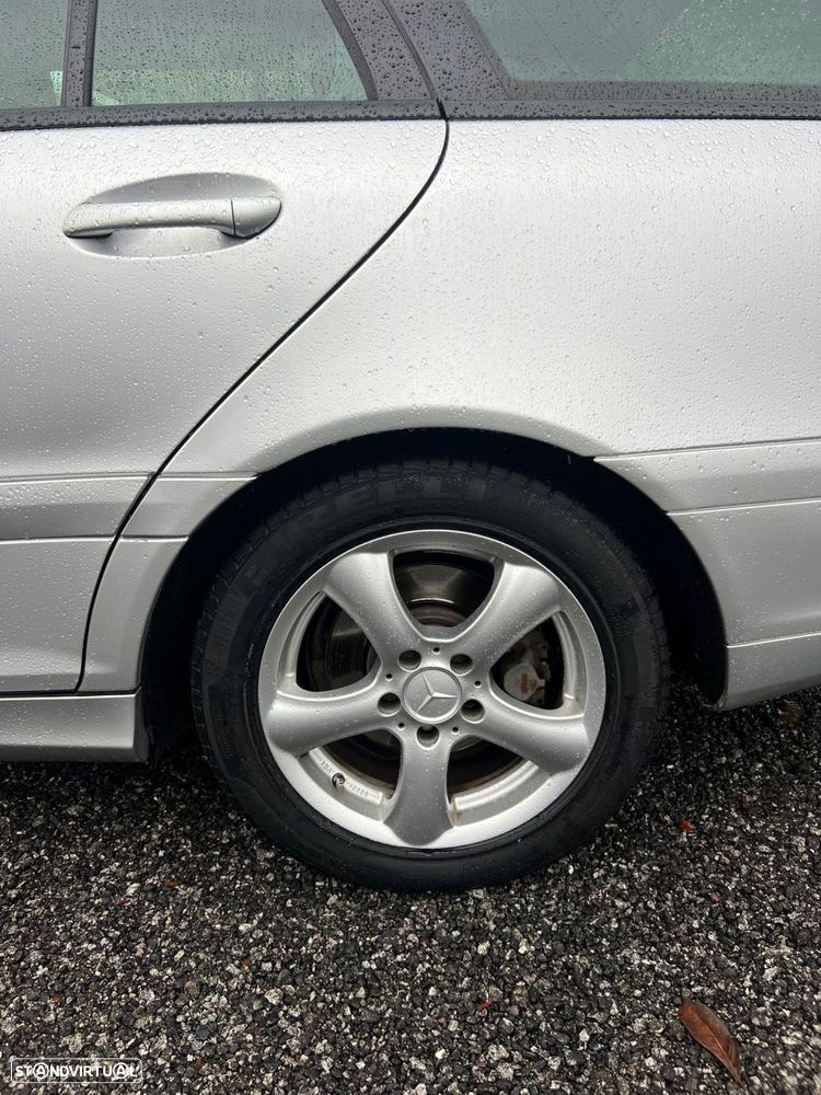 Mercedes-Benz C 220 - 13