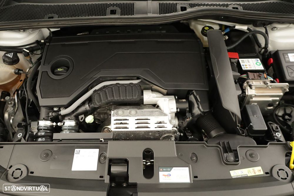 Peugeot 208 1.2 Hybrid Allure e-DCS6 - 24